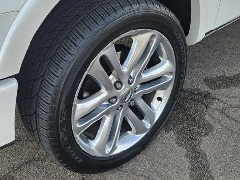 Used 2013 Ford F150 Limited image 9