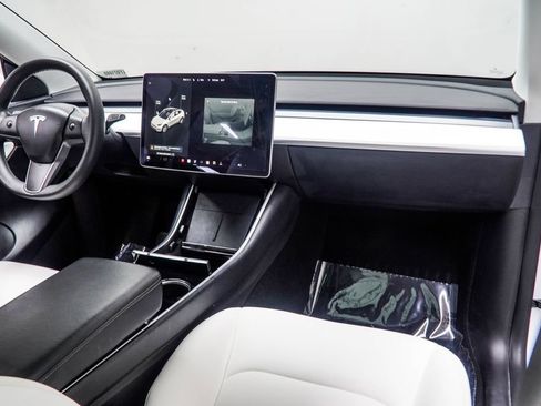 Used 2020 Tesla Model Y Long Range AWD/4WD image 16