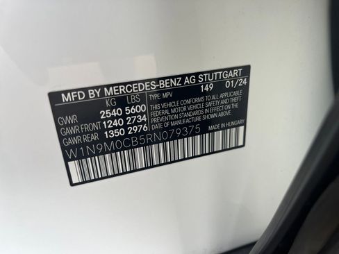 Used 2024 Mercedes-Benz EQB 250+ image 33