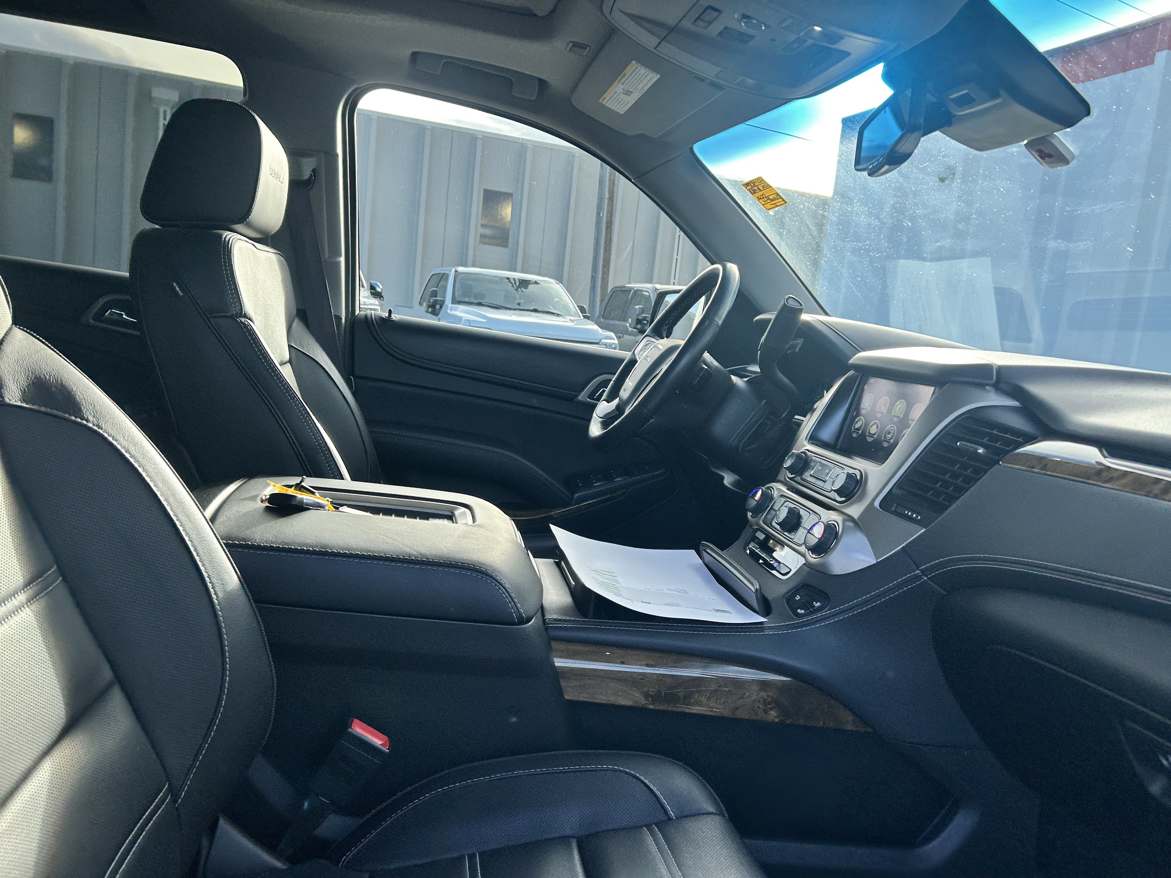 Used 2016 GMC Yukon Denali w/ Open Road Package AWD/4WD image 12