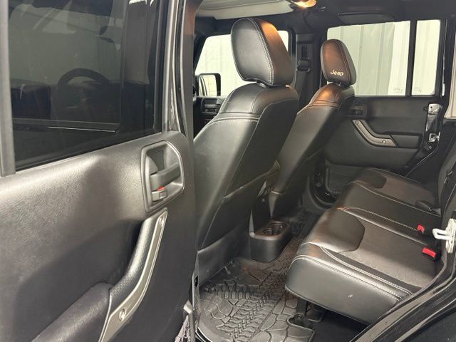 Used 2016 Jeep Wrangler Unlimited Sport AWD/4WD image 9