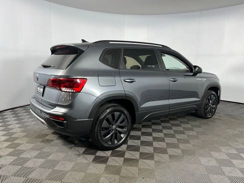 Used 2024 Volkswagen Taos S image 5