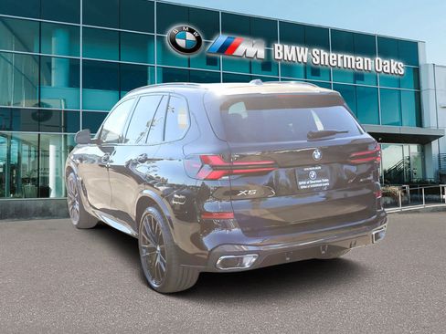 Used 2026 BMW X5 xDrive40i w/ M Sport Package AWD/4WD image 6