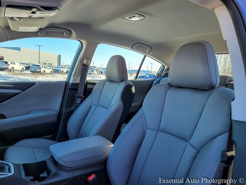 Used 2025 Subaru Legacy Premium image 10