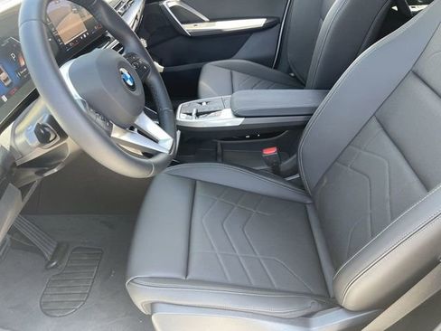 Used 2025 BMW X1 xDrive28i w/ Convenience Package image 19