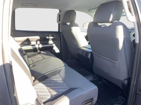 Used 2019 Toyota Tundra SR5 image 36