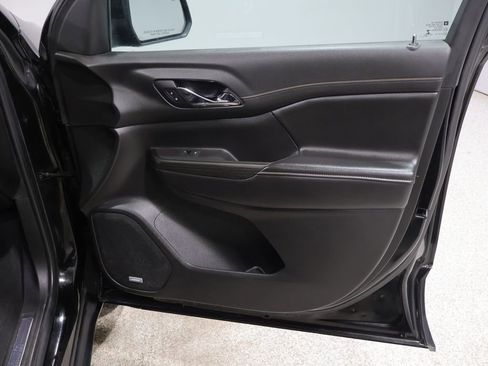 Used 2019 GMC Acadia SLE w/ Driver Alert Package I image 24