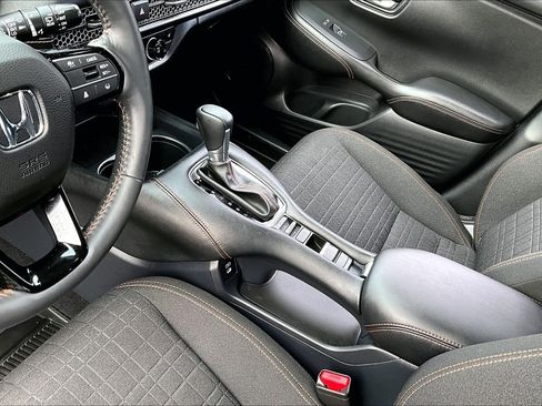 Used 2024 Honda HR-V Sport image 17