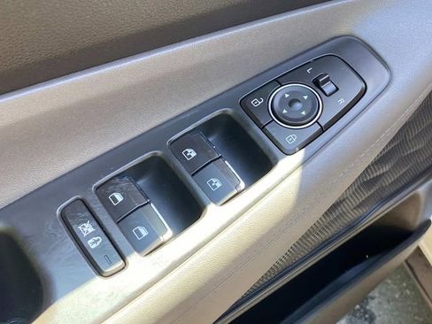 Used 2020 Hyundai Santa Fe SEL FWD image 13