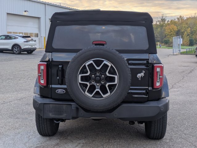 Used 2023 Ford Bronco Outer Banks AWD/4WD image 6