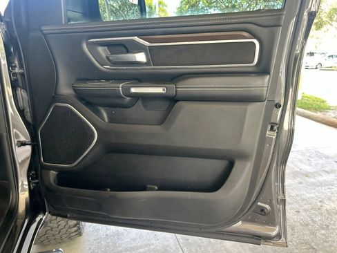 Used 2022 RAM 1500 Laramie AWD/4WD image 30