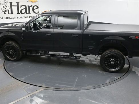 Used 2019 Ford F250 Lariat image 40