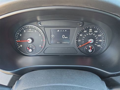 Used 2017 Kia Sorento LX image 24