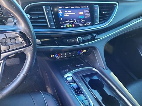 Used 2022 Buick Enclave Avenir w/ Avenir Technology Package image 13
