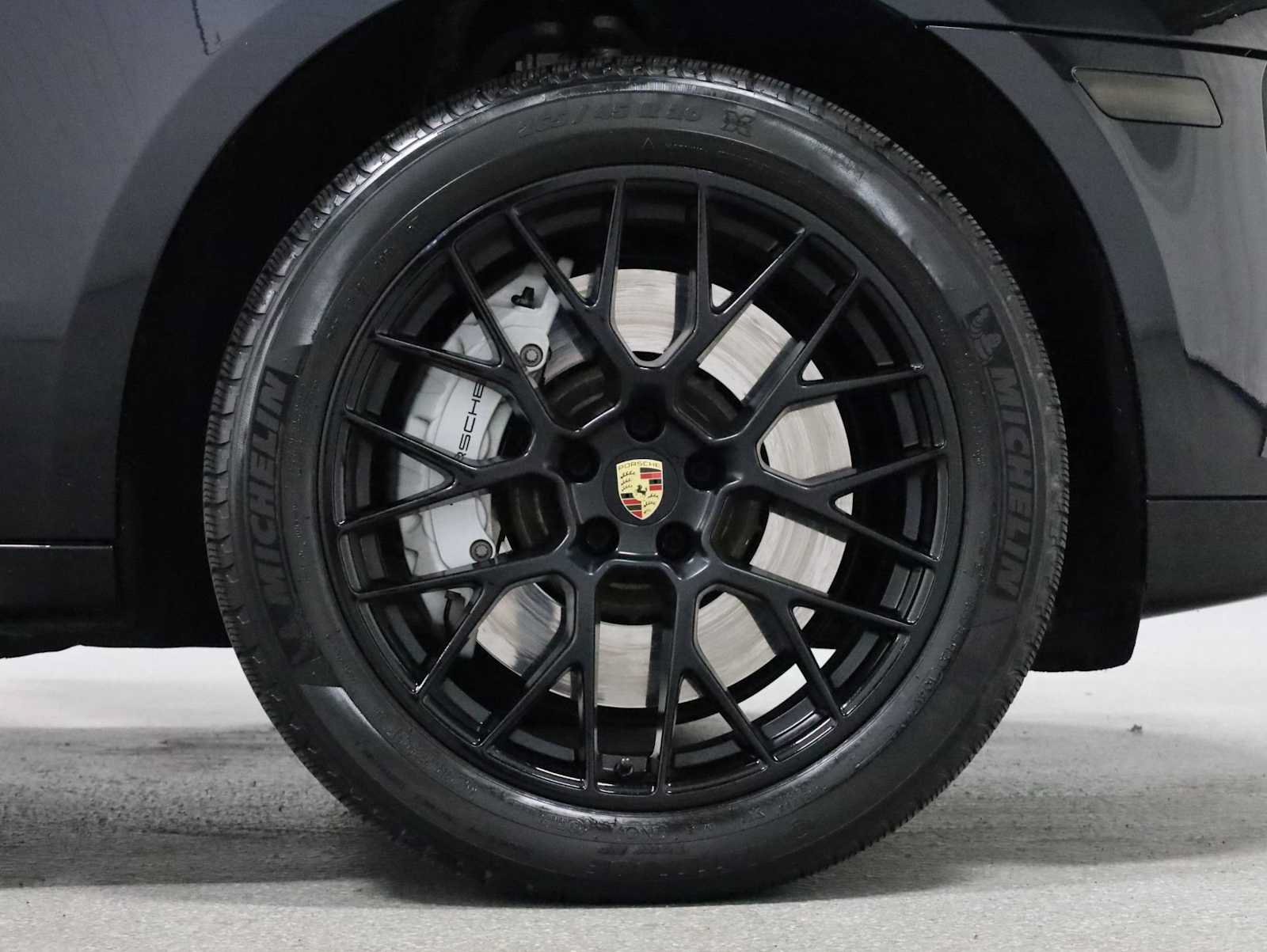 Used 2020 Porsche Macan GTS AWD/4WD image 11