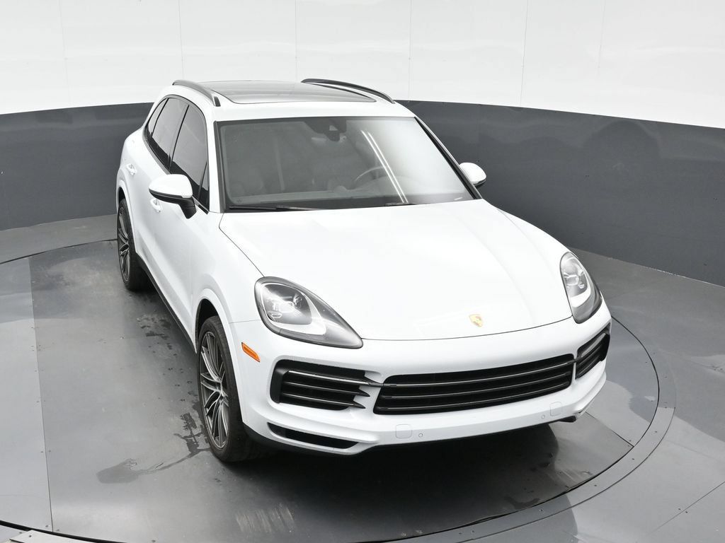 Certified 2023 Porsche Cayenne Platinum Edition AWD/4WD image 32