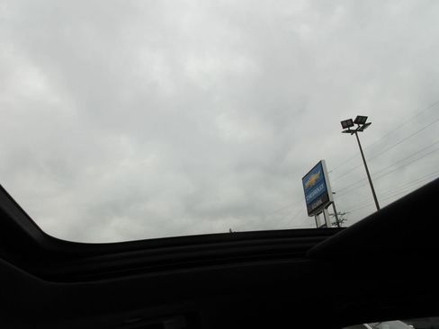 New 2026 Chevrolet Traverse LT w/ Sun and Wheel Package image 31