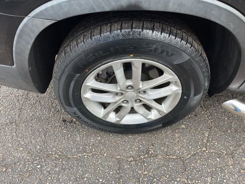 Used 2015 Kia Sorento LX image 28