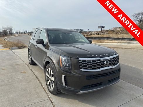 Used 2021 Kia Telluride EX w/ EX Premium Package image 1