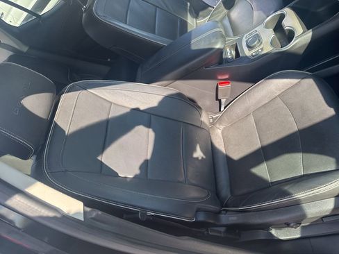 Used 2019 GMC Terrain Denali FWD image 38