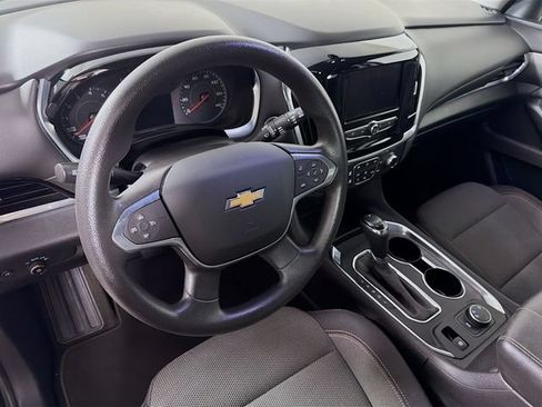 Used 2020 Chevrolet Traverse LS AWD/4WD image 13