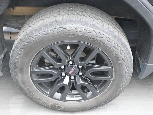 Used 2022 GMC Sierra 1500 Elevation w/ Elevation Premium Package image 12