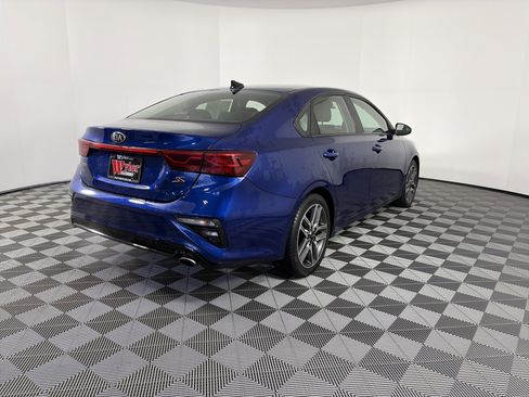Certified 2019 Kia Forte S image 14