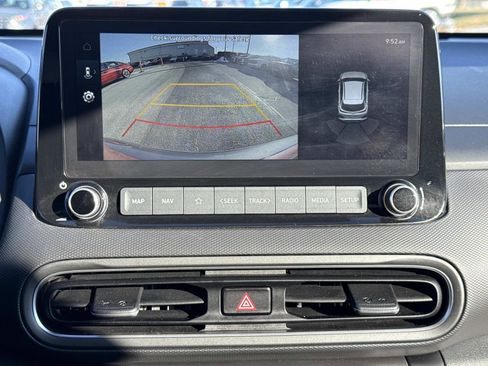 Certified 2022 Hyundai Kona Limited image 5