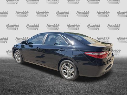 Used 2016 Toyota Camry SE FWD image 8
