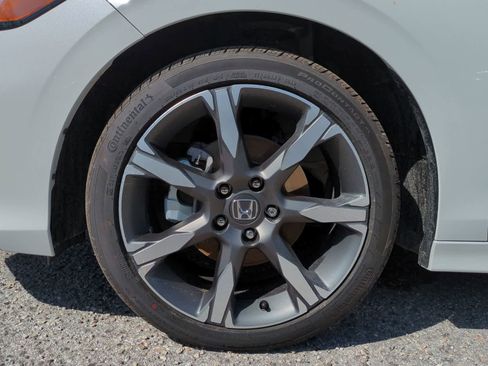 Used 2025 Honda Civic Sport Touring image 11