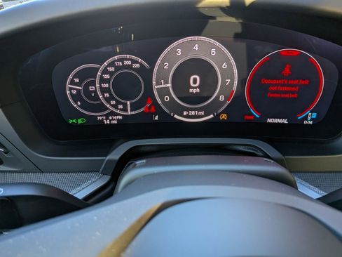 Used 2026 Porsche 911 Targa 4S image 16