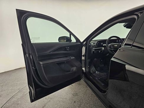 New 2026 Cadillac Lyriq Sport image 19