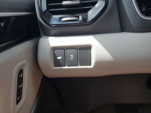 New 2025 Honda Pilot Touring image 31