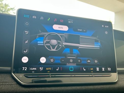 Certified 2026 Volkswagen Tiguan S FWD image 23