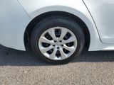 Used 2021 Toyota Corolla LE image 5