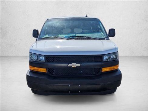 Used 2023 Chevrolet Express 3500 LS RWD image 2