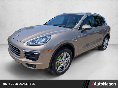 Used 2016 Porsche Cayenne S AWD/4WD image 1