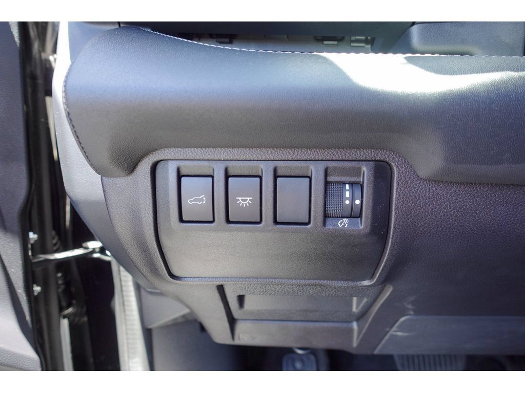 Used 2023 Subaru Ascent Limited AWD/4WD image 13