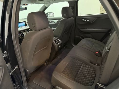 Used 2020 Chevrolet Blazer LT image 40