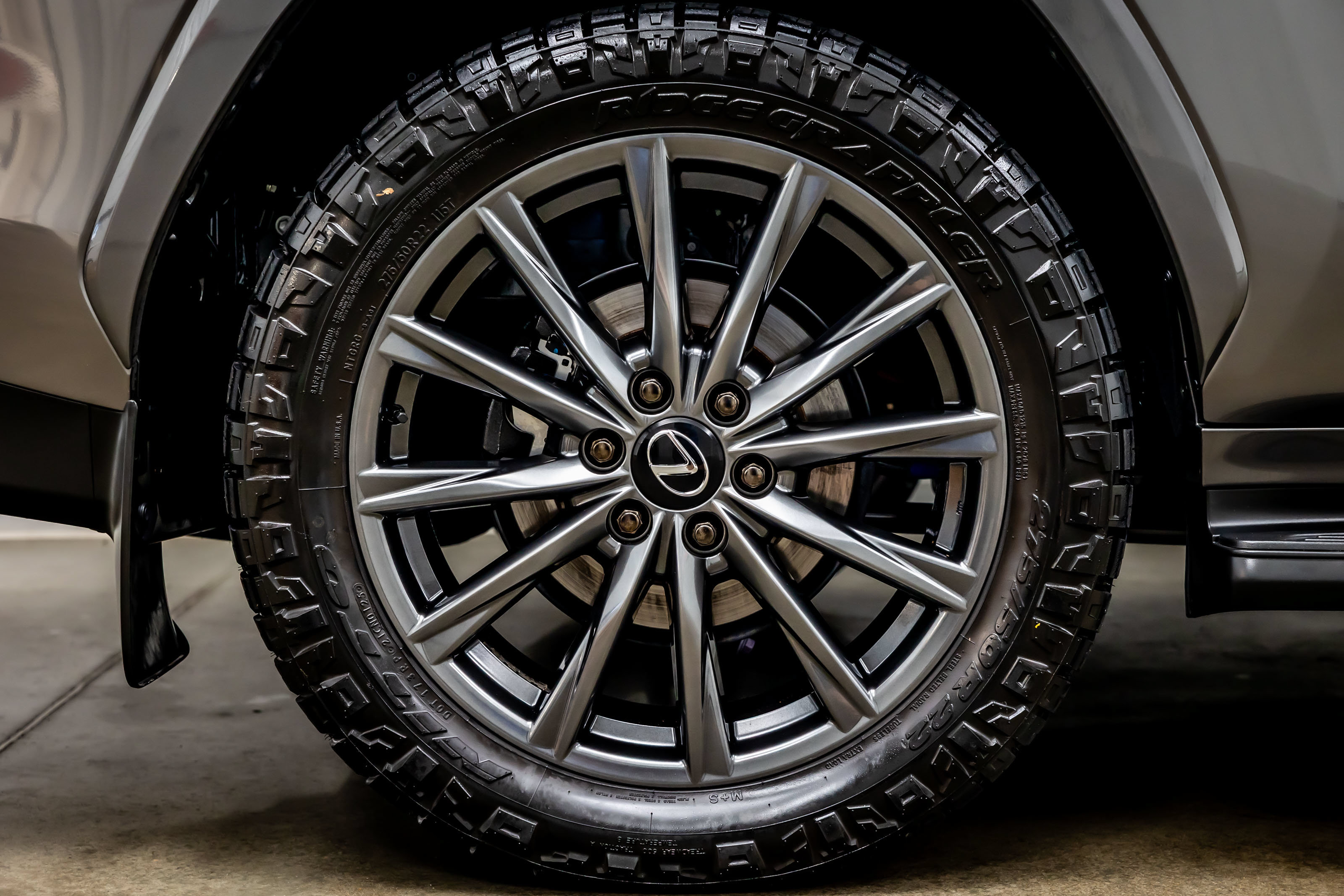 Used 2024 Lexus LX 600 F Sport AWD/4WD image 40