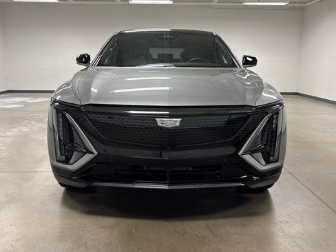 New 2026 Cadillac Lyriq Premium Sport image 4