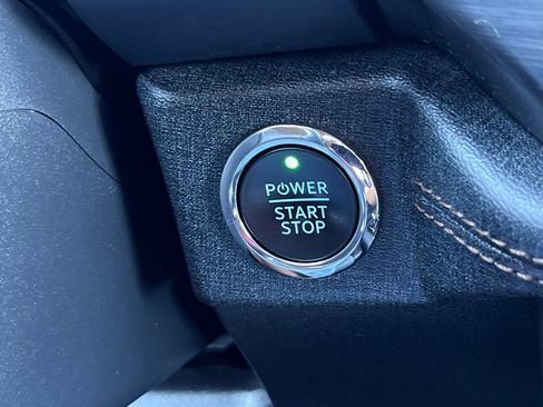 Certified 2023 Ford F150 Lightning Lariat image 23