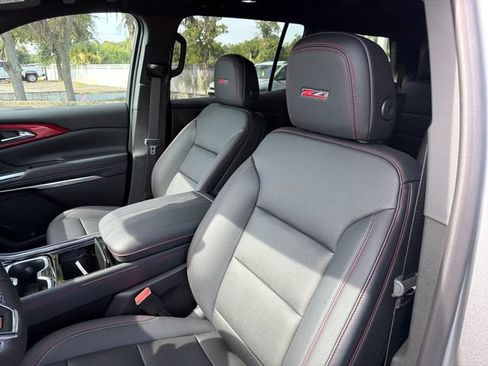New 2026 Chevrolet Traverse Z71 w/ Driver Confidence Package AWD/4WD image 19