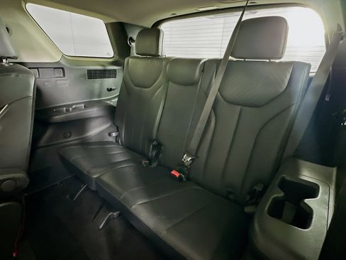 Used 2025 Hyundai Palisade SEL image 30