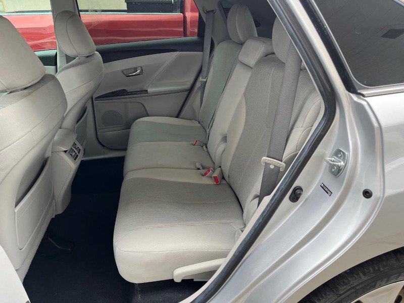 Used 2014 Toyota Venza LE FWD image 11