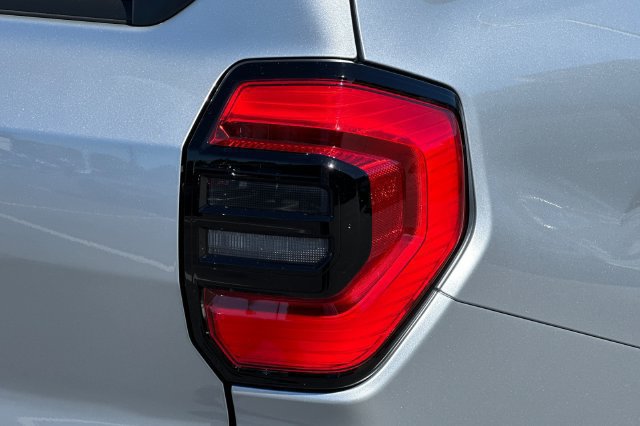 New 2026 Toyota 4Runner SR5 AWD/4WD image 33