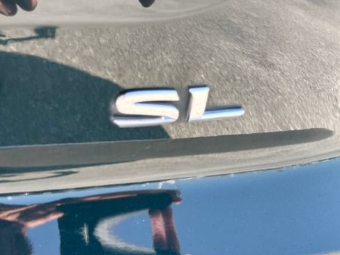 Used 2022 Nissan Pathfinder SL w/ SL Premium Package FWD image 6