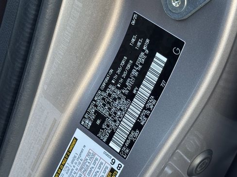 Used 2025 Toyota Land Cruiser image 39