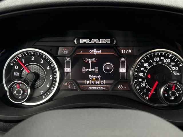 Used 2022 RAM 2500 Big Horn w/ Night Edition AWD/4WD image 36