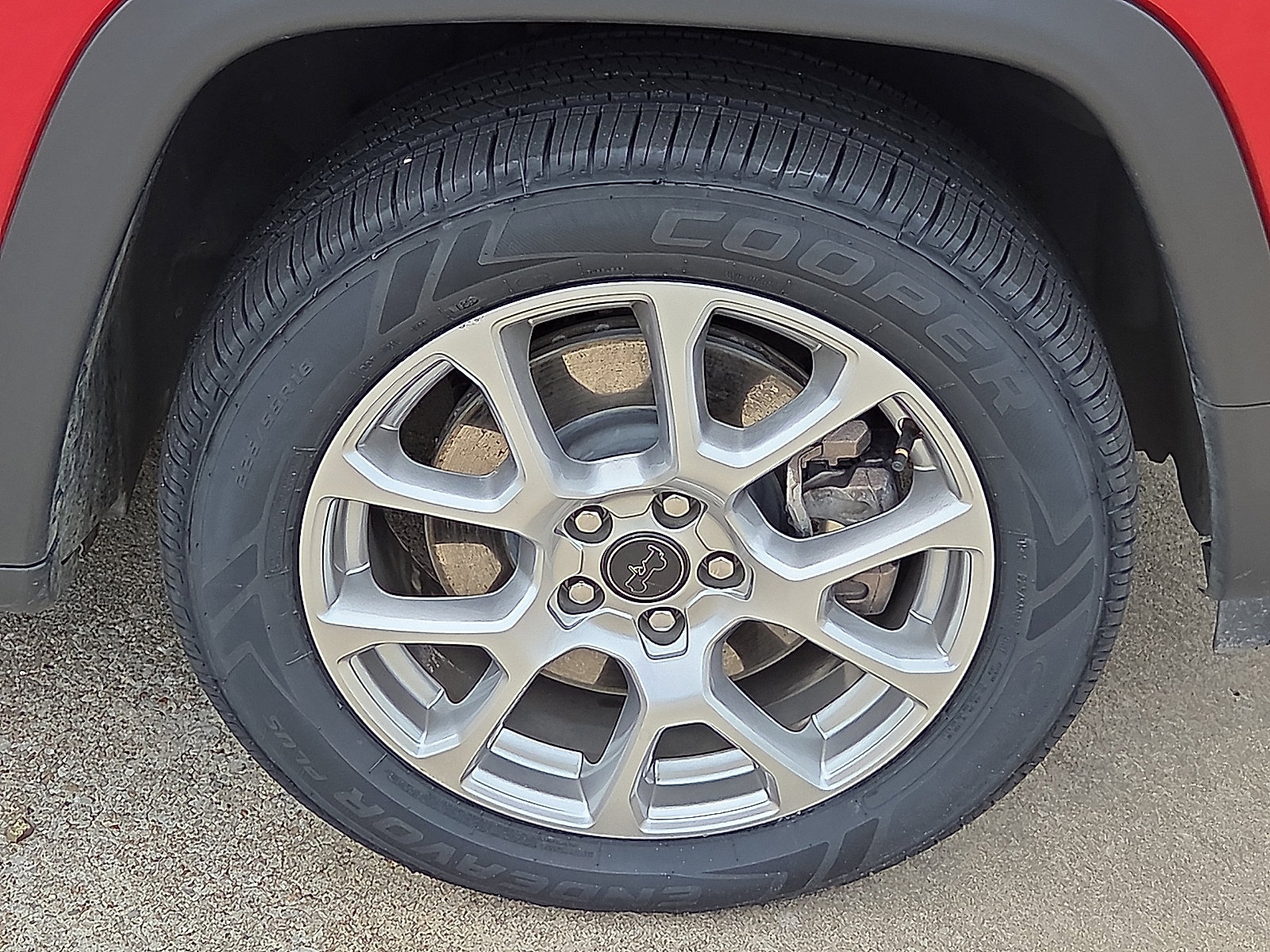 Used 2025 Jeep Compass Limited AWD/4WD image 7